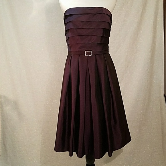 Eliza J Dresses & Skirts - Gorgeous strapless cocktail dress